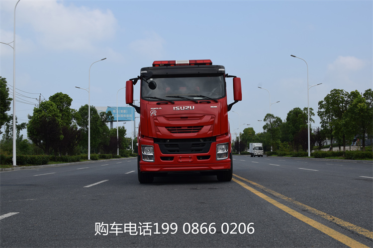 16噸五十鈴泡沫消防車